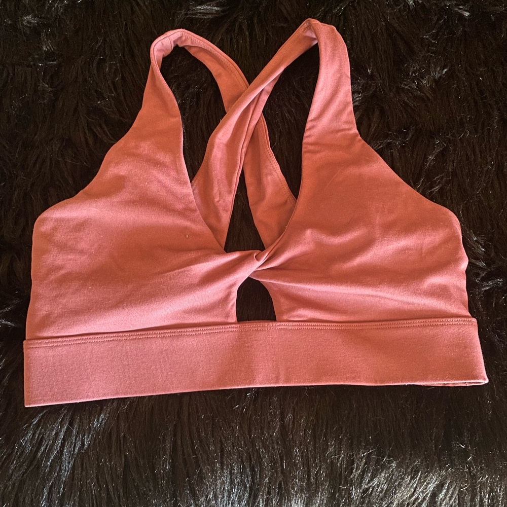 Fabletics sports bra